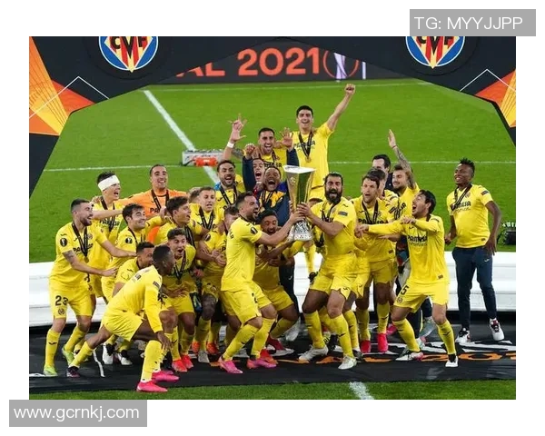 奥林匹克与巴萨历史交锋回顾与分析揭示两队对决的精彩瞬间与战术演变